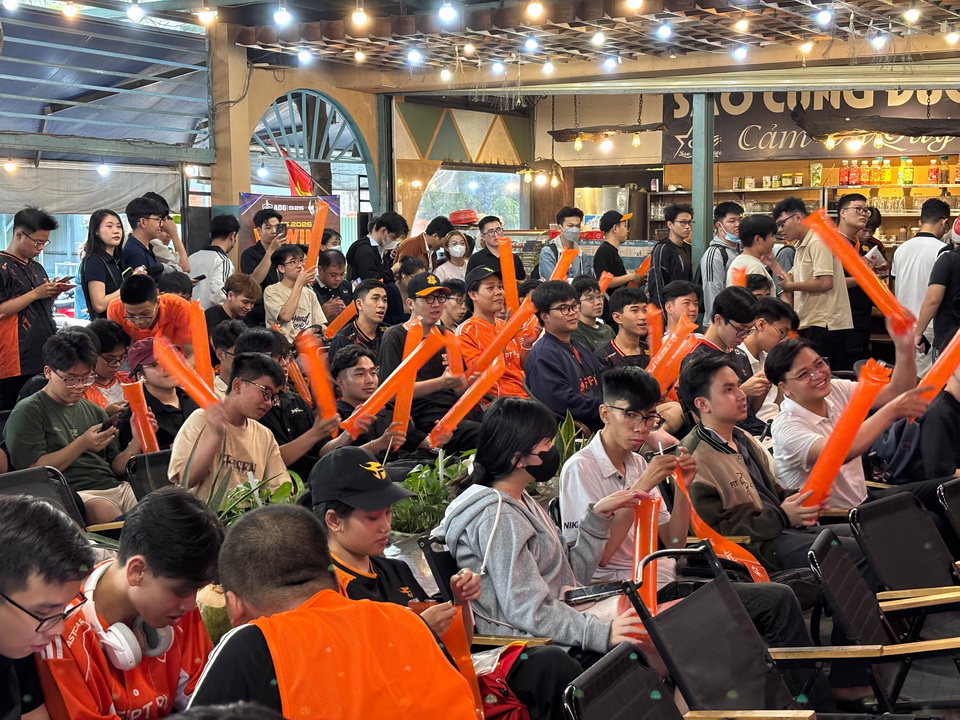Cộng đồng Liên Quân Mobile bùng nổ cùng Watch Party Chung kết ĐTDV Mùa Xuân 2026 giữa FPT x Flash