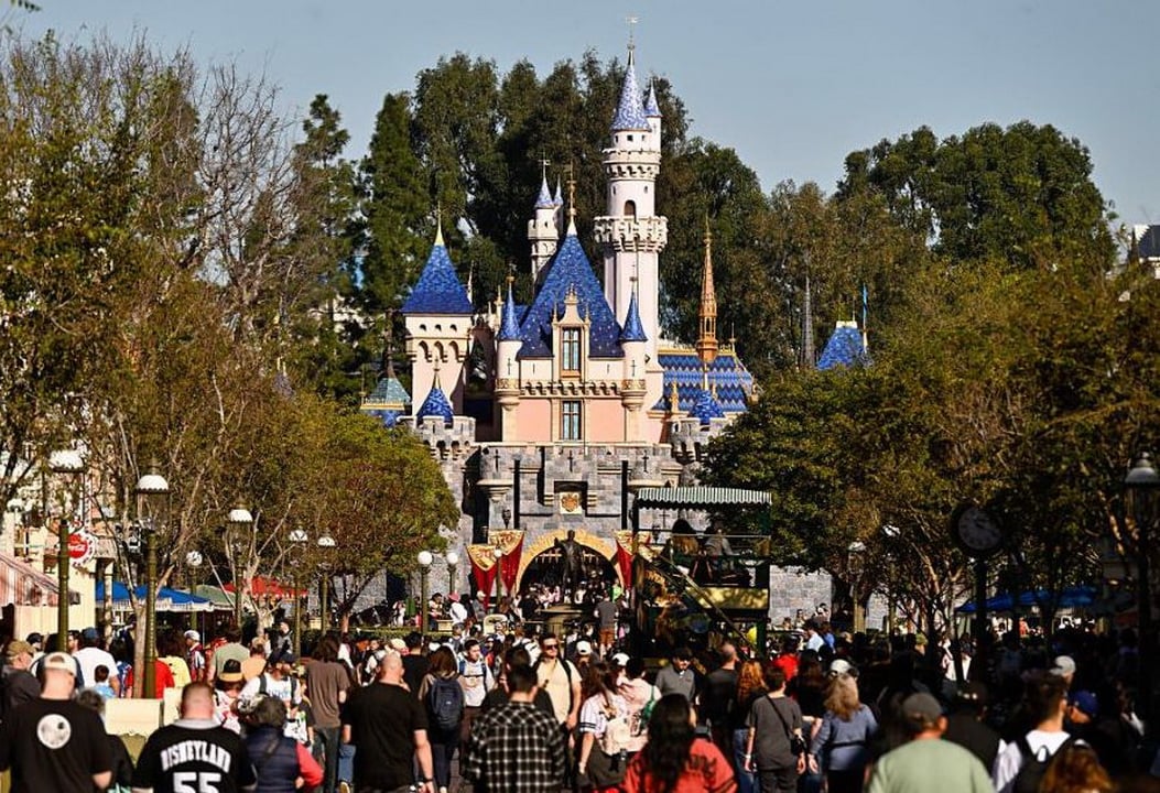 Disney đối mặt vụ kiện tập thể vì công nghệ nhận diện khuôn mặt tại công viên giải trí