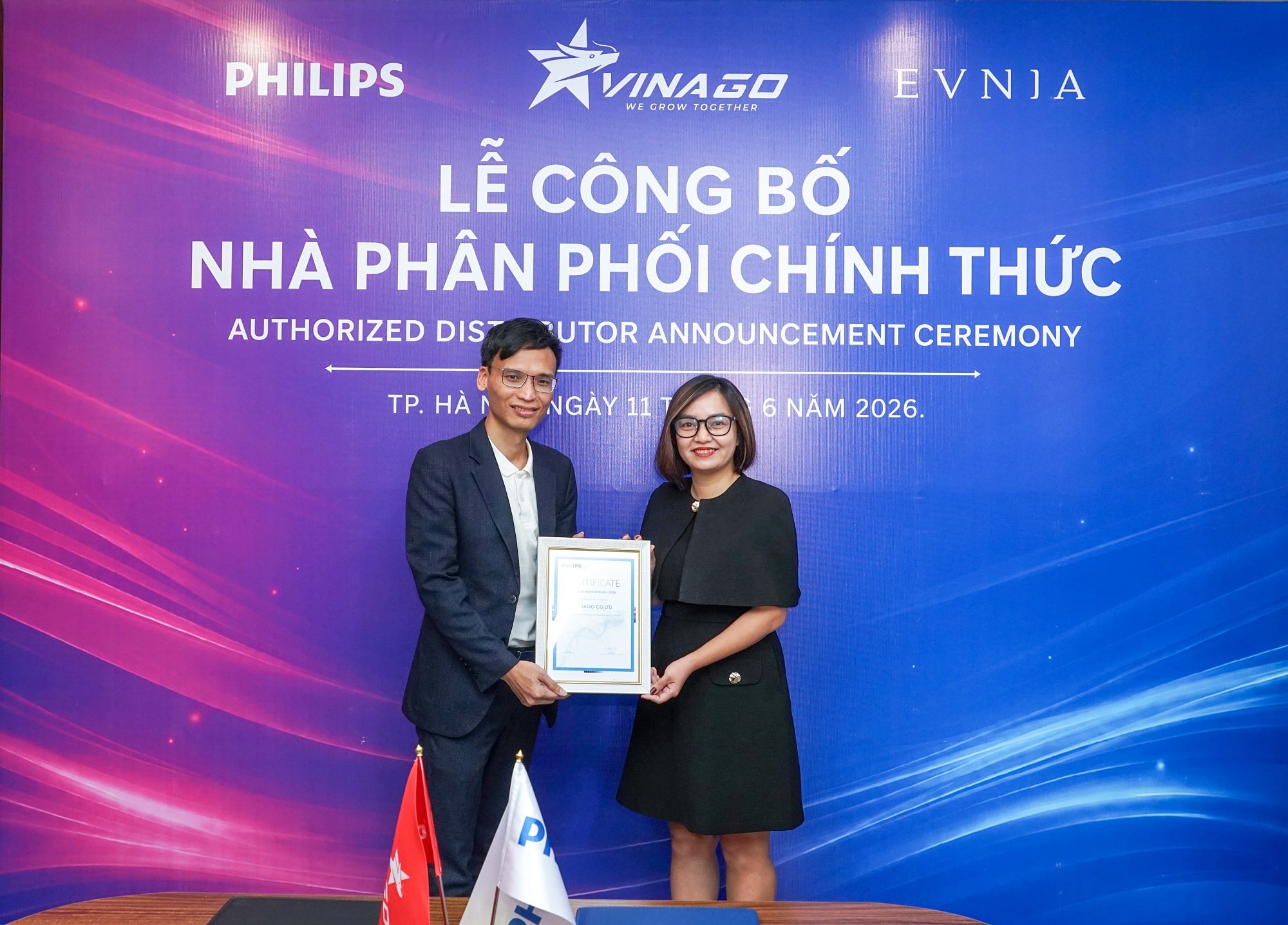 Philips Và VINAGO Ký Kết Hợp Tác Chiến Lược, Đẩy Mạnh Phân Phối Ngành Hàng Màn Hình Máy Tính Tại Việt Nam