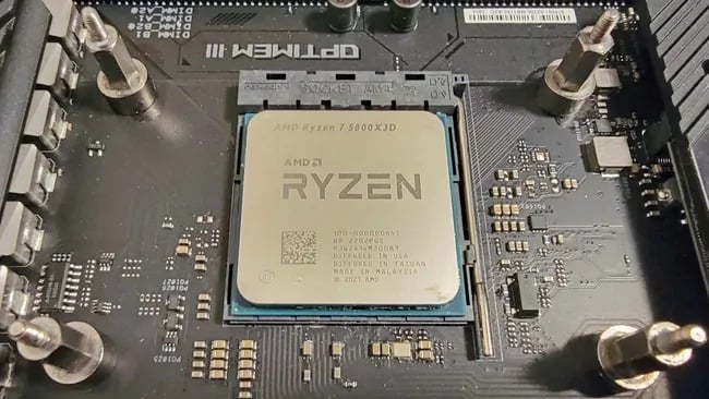 AMD tiết lộ lý do Ryzen 7 5800X3D trở lại sau 4 năm