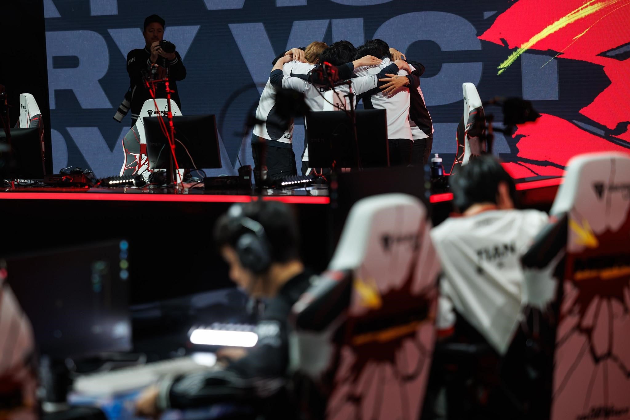MSI 2026: Team Secret Whales Làm Nên Lịch Sử Trước TOP Esports