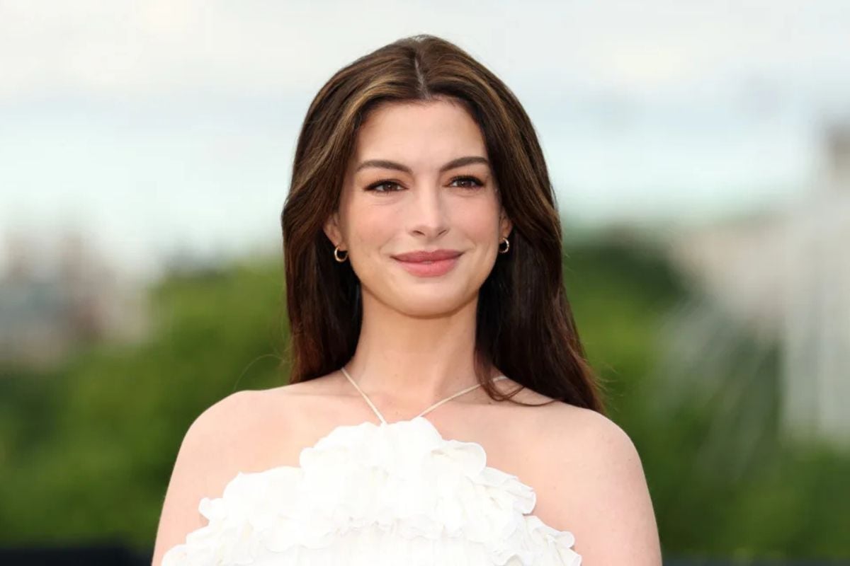 Anne Hathaway Cập Nhật The Princess Diaries 3: Kịch Bản Có Bước Đột Phá Quan Trọng