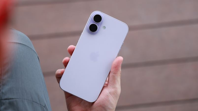 Sinh viên nên mua iPhone 17e hay iPhone 17?