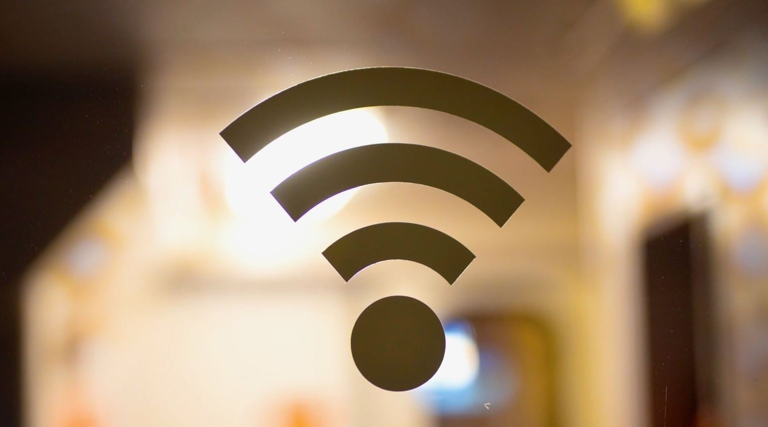 Microsoft cảnh báo tin tặc nghi liên quan Nga lợi dụng Wi-Fi khách sạn để đánh cắp tài khoản Microsoft 365