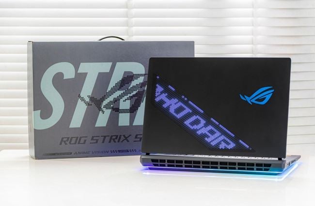 ASUS Republic of Gamers ra mắt ROG Strix SCAR 18 2026 tại Việt Nam