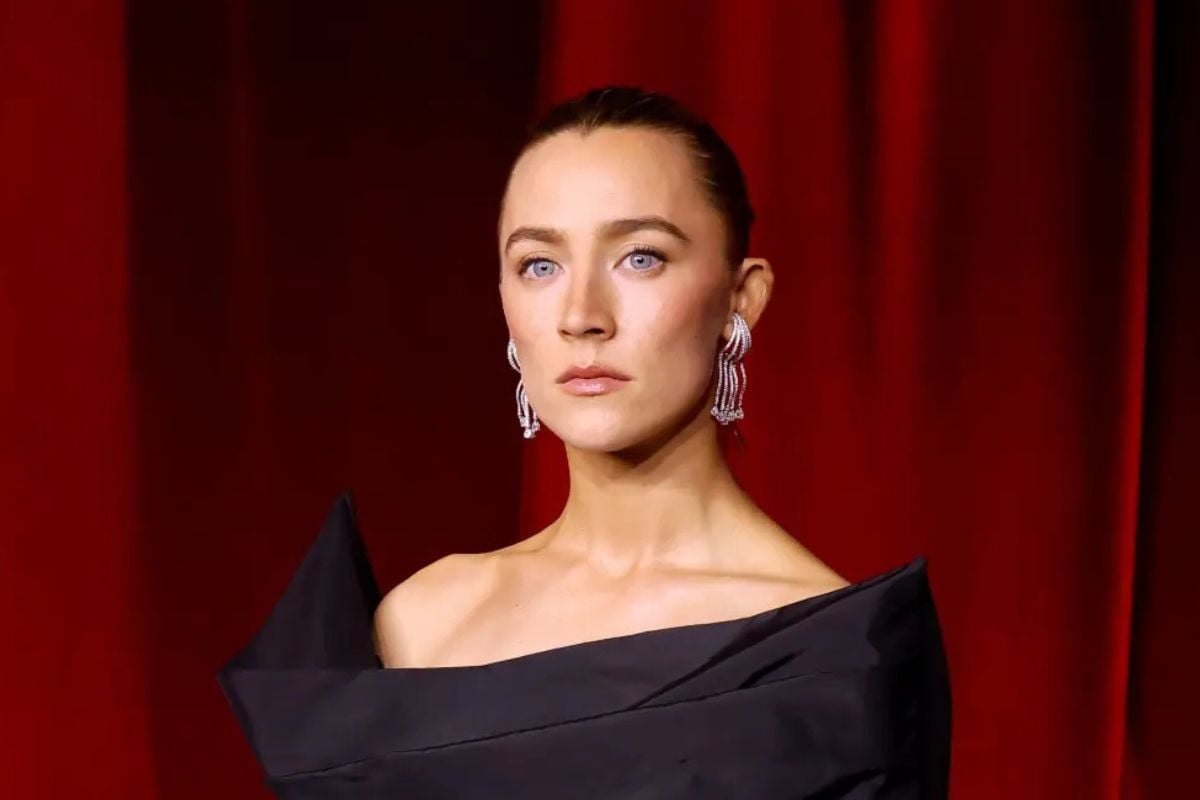 Sao Nữ Saoirse Ronan Muốn Trở Thành Nữ Phản Diện “Đen Tối” Của James Bond
