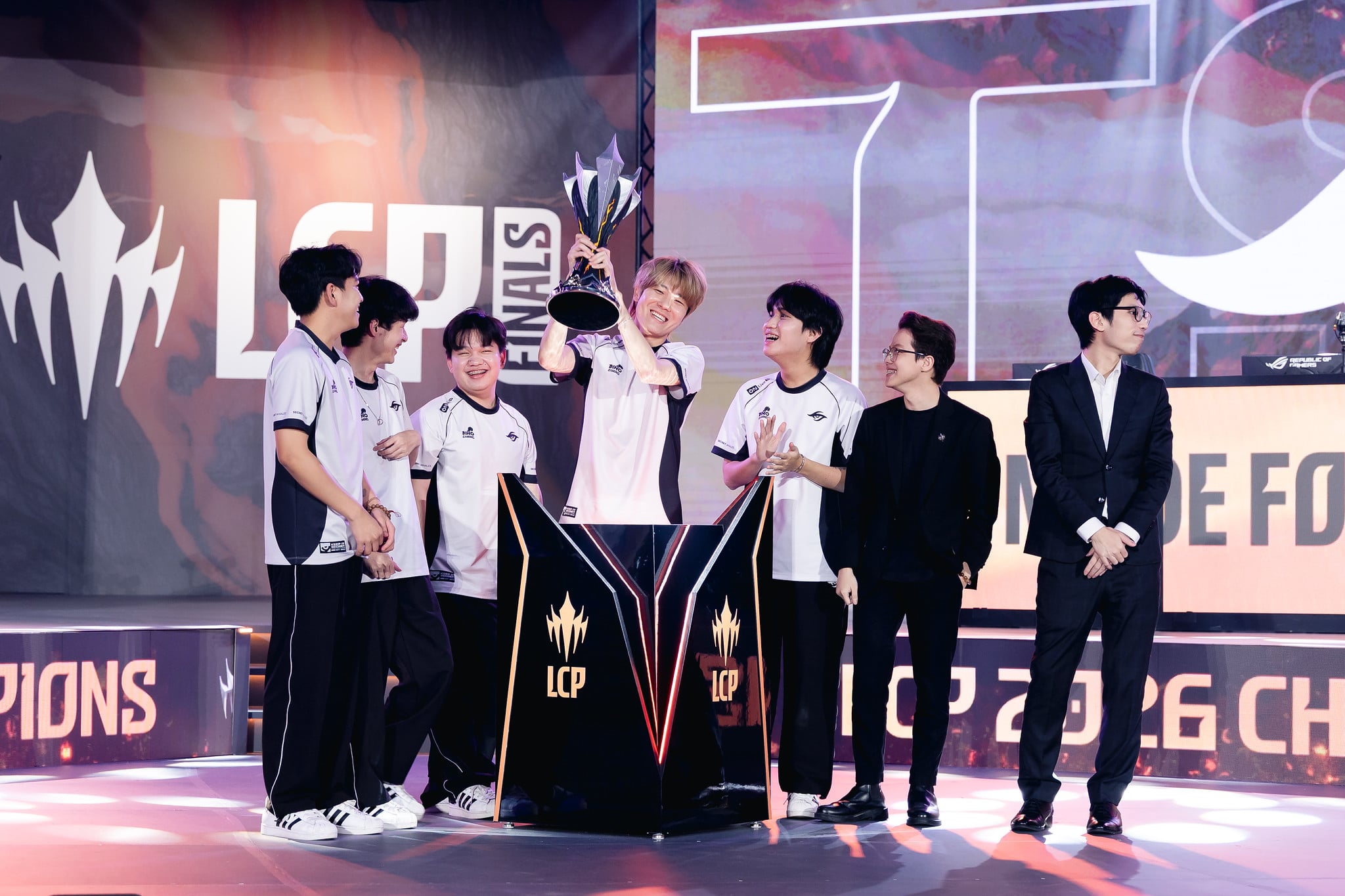 LCP 2026: Team Secret Whales Thể Hiện Sự Trưởng Thành Giúp Vượt Qua CTBC Flying Oyster