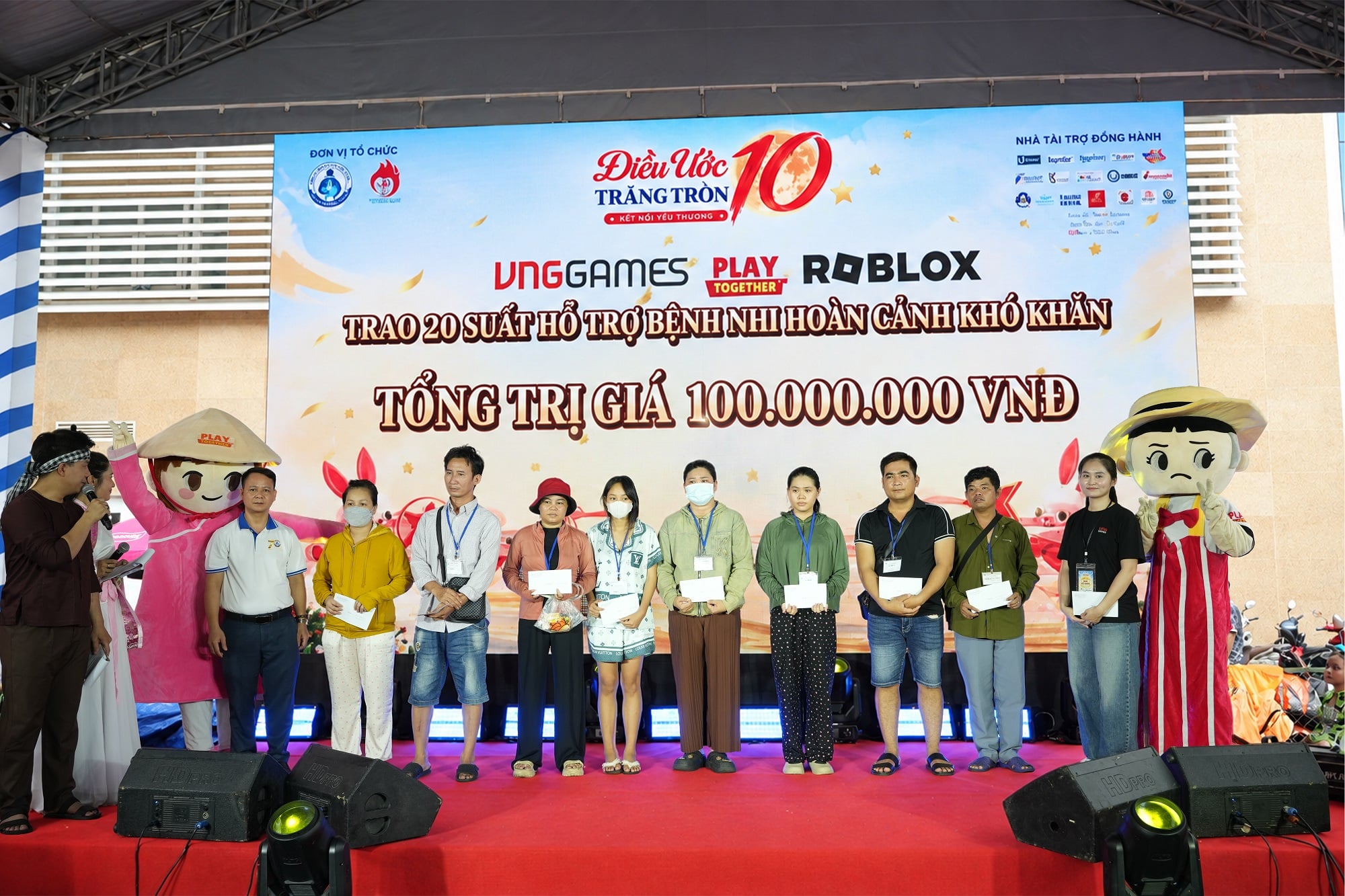 VNGGames, Play Together VNG Và Roblox VN Chung Tay Mang Mùa Trung Thu Ấm Áp Đến 1.500 Bệnh Nhi 