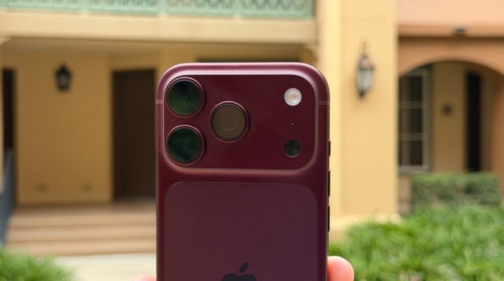 Đọ pin khi chơi game và quay video, iPhone 18 Pro Max tạo khoảng cách với Galaxy S26 Ultra