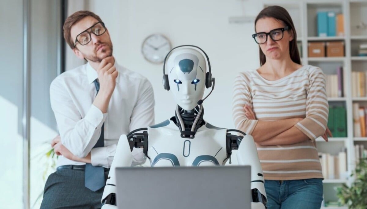 Gần một nửa nhân viên Mỹ phóng đại việc sử dụng AI để làm hài lòng cấp trên