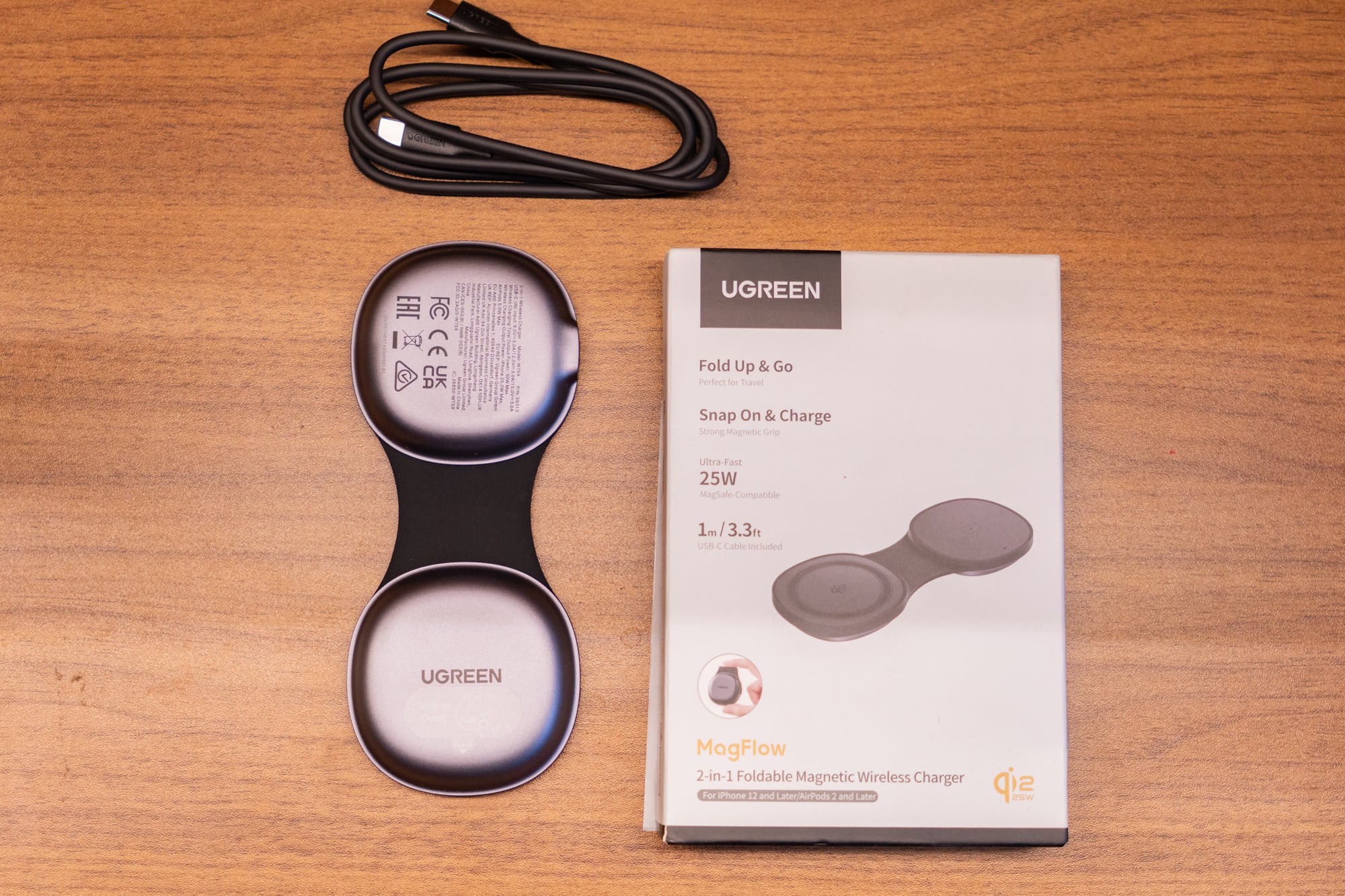 Đánh giá UGREEN MagFlow W759: Đế sạc Qi2 25W gập gọn, vô cùng tiện lợi khi du lịch