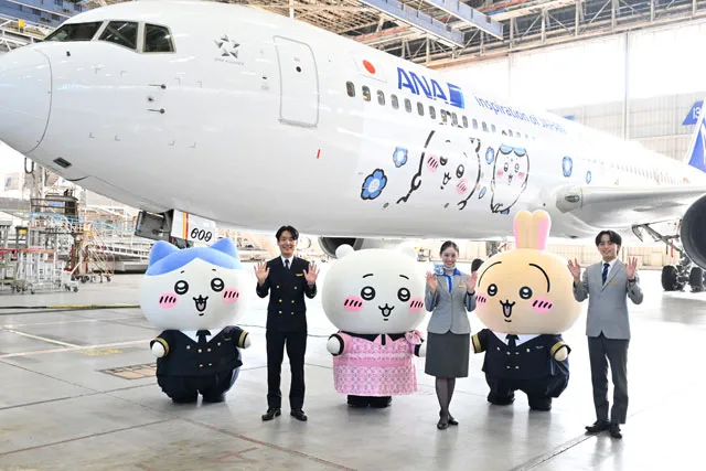 Đưa biểu tượng "chữa lành" lên bầu trời: Hãng hàng không ANA ra mắt chuyên cơ Boeing 767 mang diện mạo Chiikawa, cất cánh chuyến đầu từ Tokyo đến Nagasaki